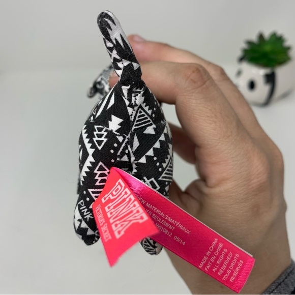 PINK Victoria’s Secret Miniature Dog - Picture 5 of 5